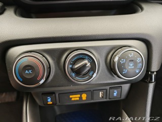 Toyota Yaris 1.5 Comfort Tech Style 2023