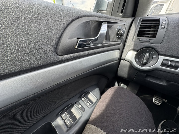 Škoda Octavia SCOUT 4X4 2,0 TDI 103 KW 2012