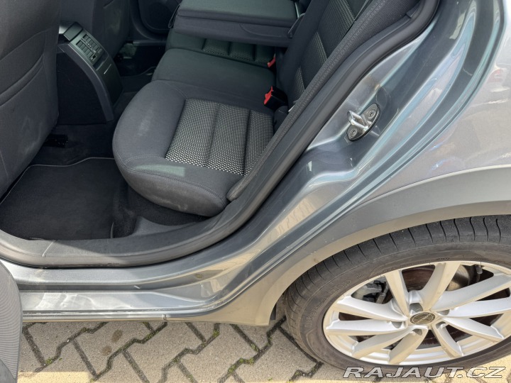 Škoda Octavia SCOUT 4X4 2,0 TDI 103 KW 2012