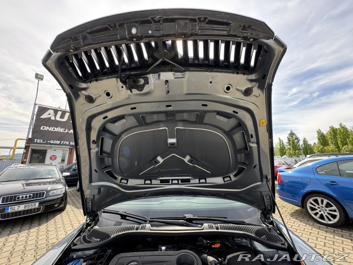 Škoda Octavia SCOUT 4X4 2,0 TDI 103 KW 2012