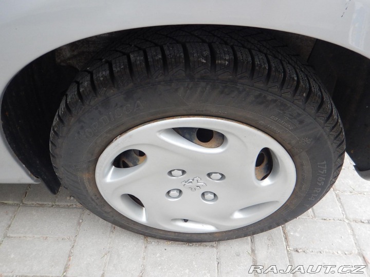 Peugeot 206 1.4i, KLIMA 2000