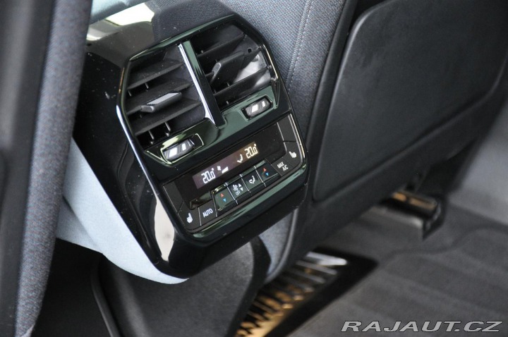 BMW iX xDrive40 M-Sport 326k 99% 2022