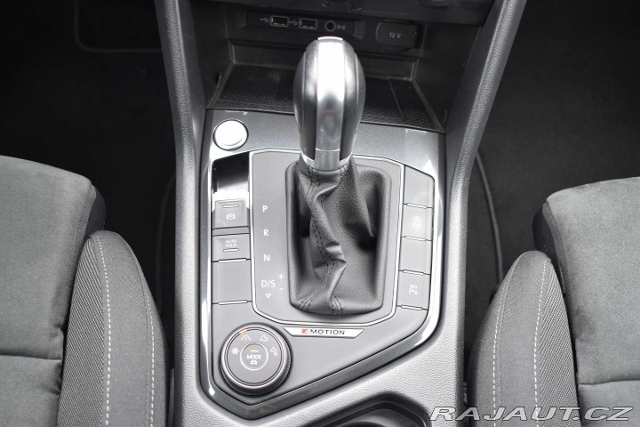 Volkswagen Tiguan 2.0 TSI REZERVACE 2019