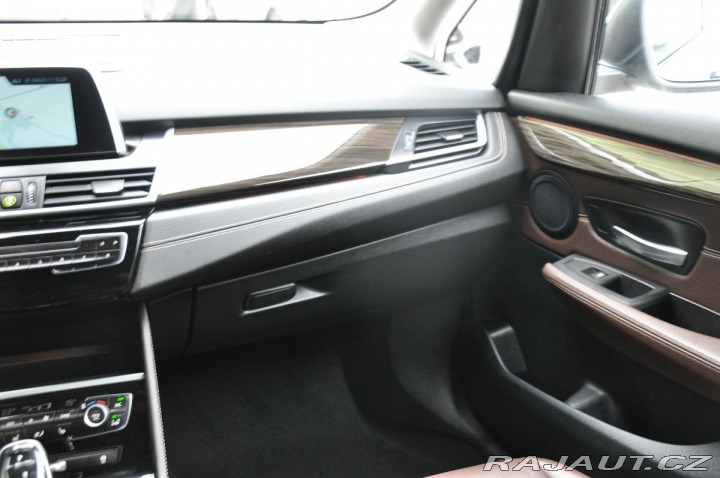 BMW 2 216d GRAN TOURER ČR 1.MAJ 2021