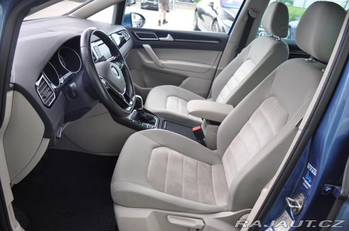 Volkswagen Golf Sportsvan 1,6TDI DSG PANORAMA NAVI 2014