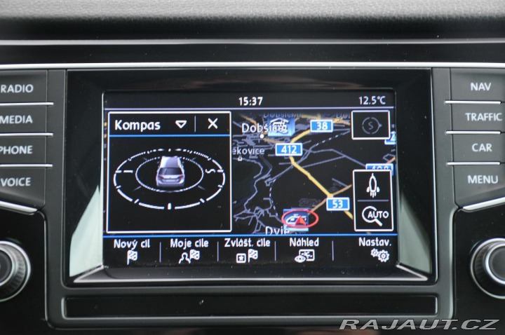Volkswagen Golf Sportsvan 1,6TDI DSG PANORAMA NAVI 2014