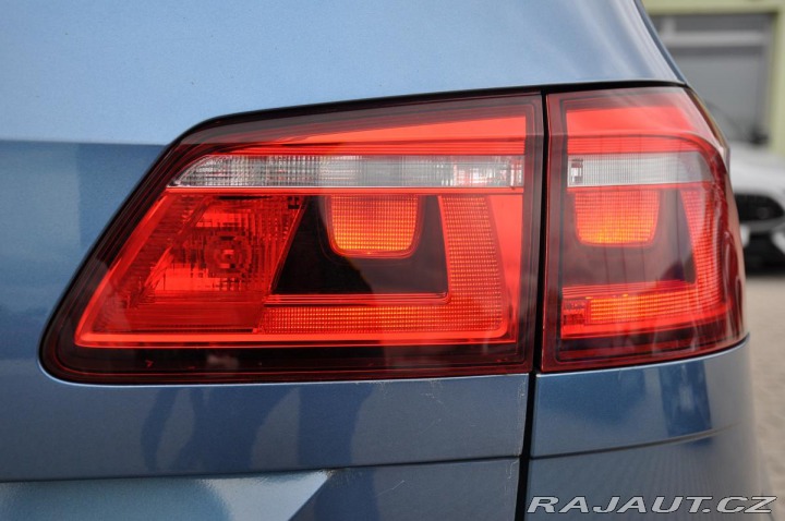 Volkswagen Golf Sportsvan 1,6TDI DSG PANORAMA NAVI 2014