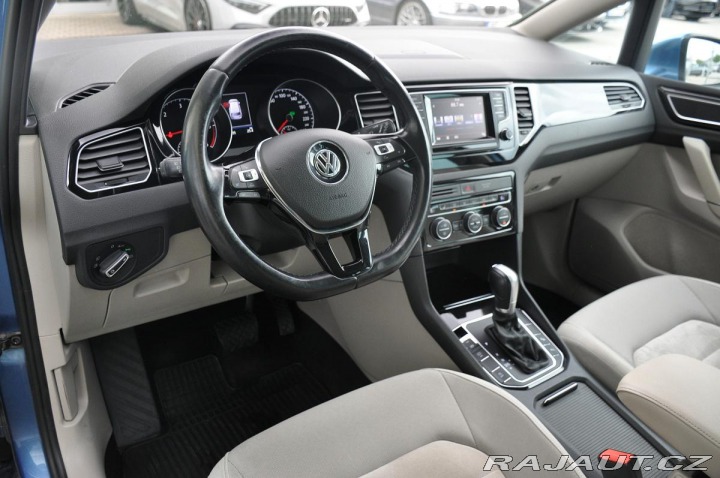 Volkswagen Golf Sportsvan 1,6TDI DSG PANORAMA NAVI 2014