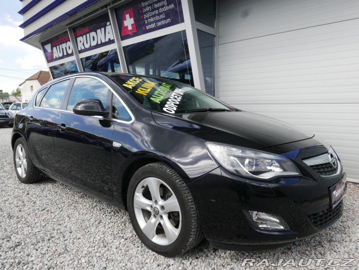 Opel Astra 1,6 Turbo 132kW Navi Auto 2010