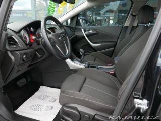 Opel Astra 1,6 Turbo 132kW Navi Auto 2010