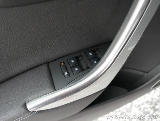 Opel Astra 1,6 Turbo 132kW Navi Auto 2010