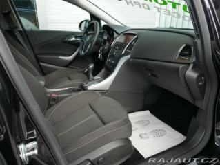 Opel Astra 1,6 Turbo 132kW Navi Auto 2010