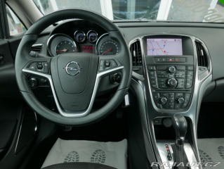 Opel Astra 1,6 Turbo 132kW Navi Auto 2010