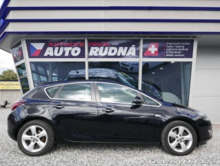 Opel Astra 1,6 Turbo 132kW Navi Auto 2010