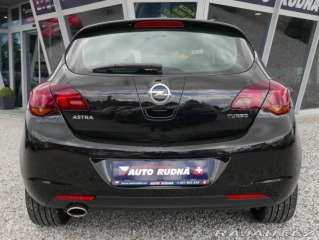 Opel Astra 1,6 Turbo 132kW Navi Auto 2010