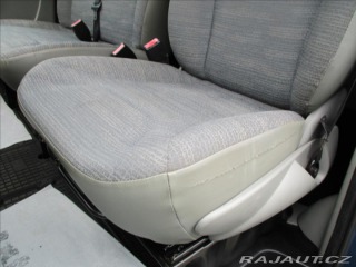 Renault Trafic 2,5 DCi 107kw 9míst Tažné 2007