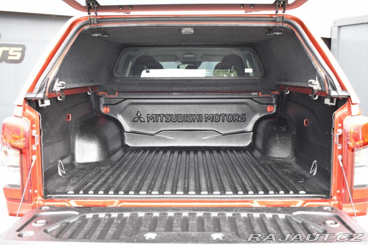 Mitsubishi L200 2.3 DI-D 4WD*TAŽNÉ*REZERV 2021