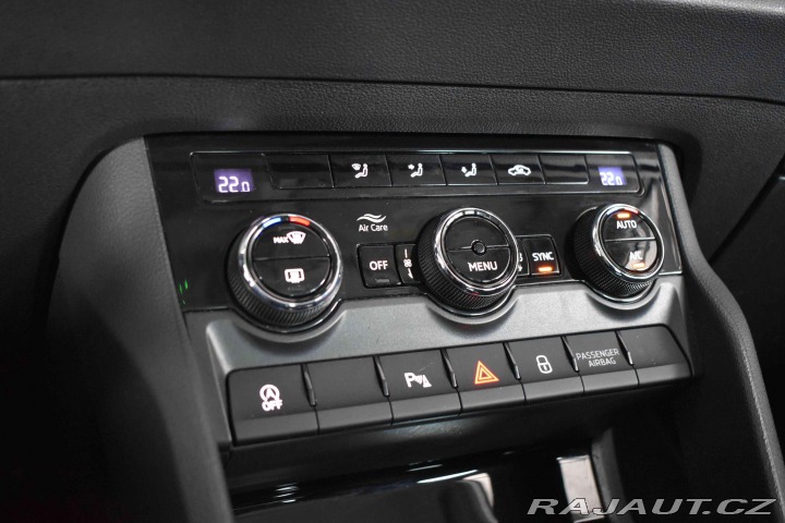 Škoda Karoq 1.6TDi*DSG*KAMERA*LED*NAV 2020