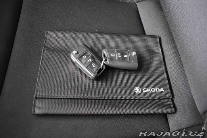 Škoda Karoq 1.6TDi*REZERVACE* 2020