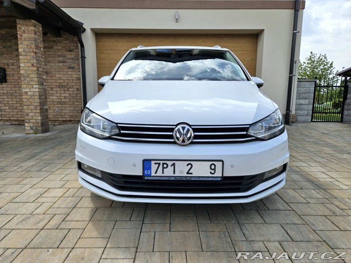 Volkswagen Touran 1.6 TDI Highline 7DSG 2017
