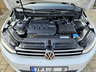 Volkswagen Touran 1.6 TDI Highline 7DSG 2017