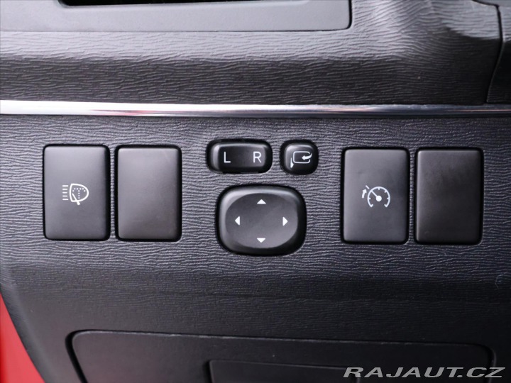 Toyota Avensis 2,2 D-4D 110kW Xenon Kess 2009