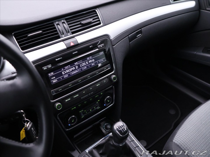 Škoda Superb 2,0 TDI Exclusive Xenon 1 2013