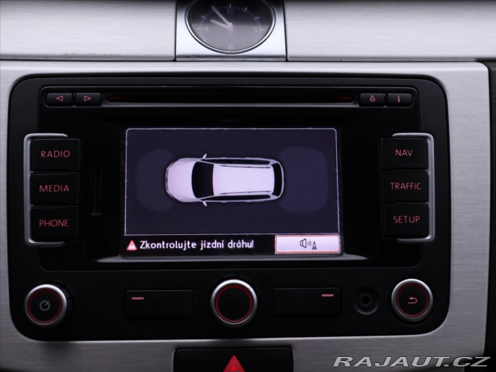 Volkswagen Passat 2,0 TDI Highline Navi Ser 2011