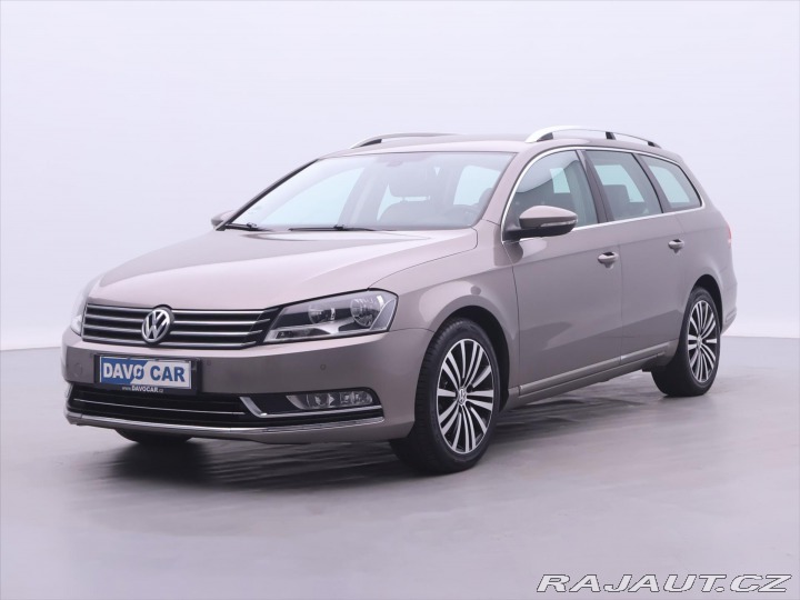 Volkswagen Passat 2,0 TDI Highline Serv.kn. 2011