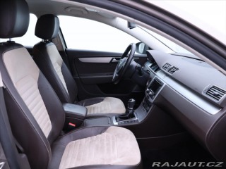 Volkswagen Passat 2,0 TDI Highline Serv.kn. 2011