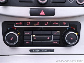 Volkswagen Passat 2,0 TDI Highline Serv.kn. 2011