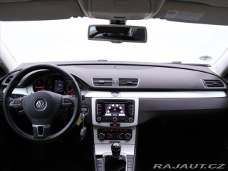 Volkswagen Passat 2,0 TDI Highline Serv.kn. 2011