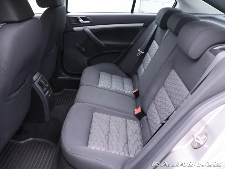 Škoda Octavia 1,6 TDI 77kW Ambition CZ 2012