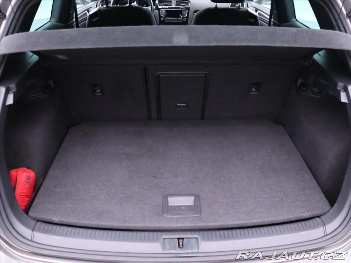Volkswagen Golf 2,0 TSI R 221kW DSG 4M Xe 2014