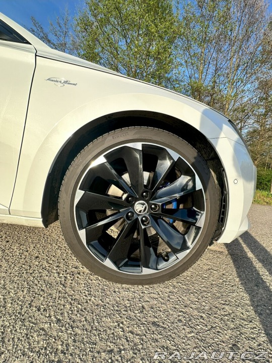 Škoda Superb 2,0 TDI 110kW Laurin &a 2017