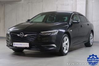Opel Insignia  1800