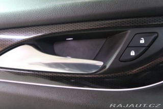 Opel Insignia  1800