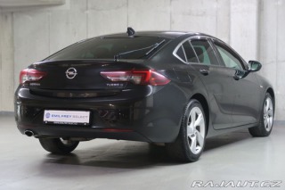 Opel Insignia  1800
