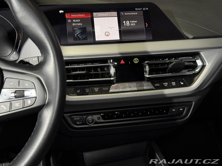 BMW 1 118i*Keyless*Kamera*Stop& 2020