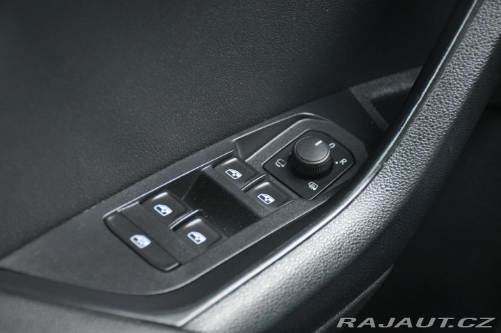 Škoda Karoq 2,0TDi STYLE 4x4 DSG 2021