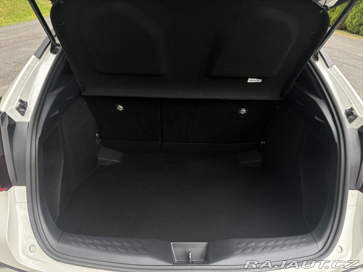 Toyota C-HR 1.2 Turbo, SELECTION, CZ 2020