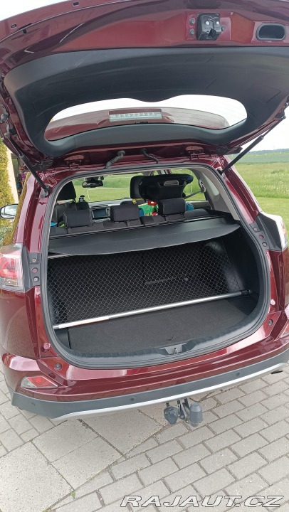 Toyota RAV4 2.0Valvematic,4x4,automat 2017