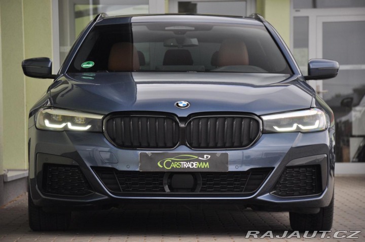 BMW 5 530xD M-SPORT ČR 1.MAJ PA 2023