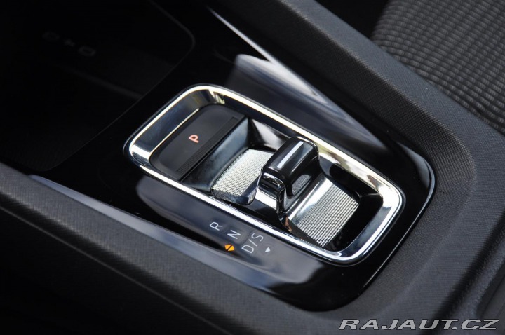 Škoda Octavia 2,0TDI DSG 110KW NAVI DPH 2021