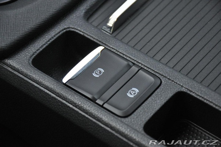 Škoda Octavia 2,0TDI DSG 110KW NAVI DPH 2021