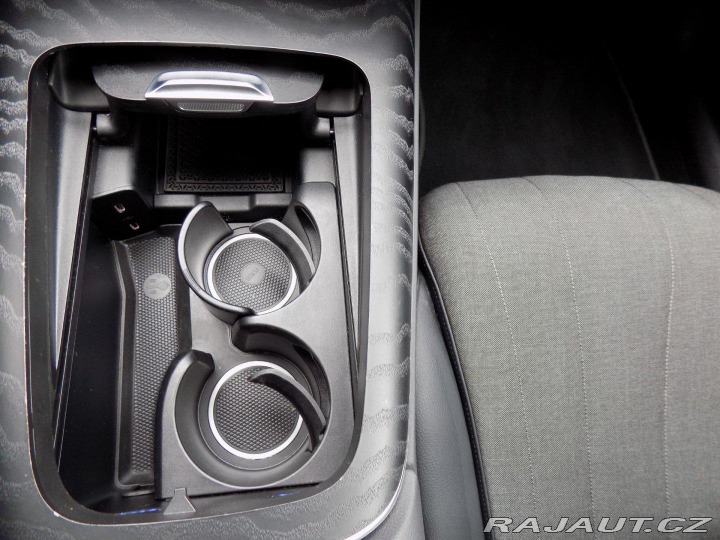 Mercedes-Benz E 220d/Performance LED/DPH/ 2024