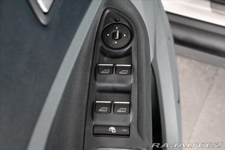Ford C-MAX 2,0 TDCi 103kW AT *Titani 2014