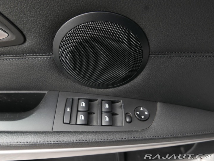 BMW 3 325i 160kW Automat REZERV 2007