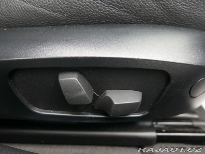 BMW 3 325i 160kW Touring Automa 2007