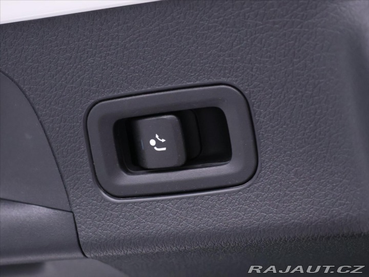 Mercedes-Benz CLA 1,3 i 118 kW 250 E-Hybrid 2022